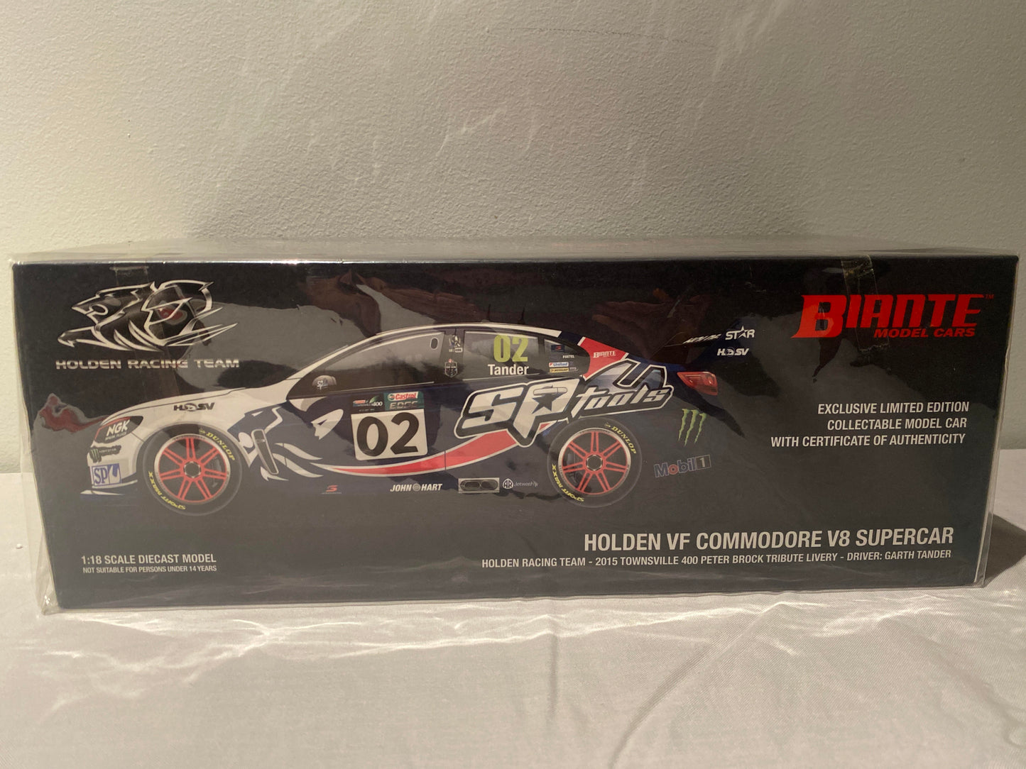 1:18 Biante Holden VF commodore v8 supercar 2015 Townsville 400 Peter Brock tribute Livery , driver Gareth Tander #2