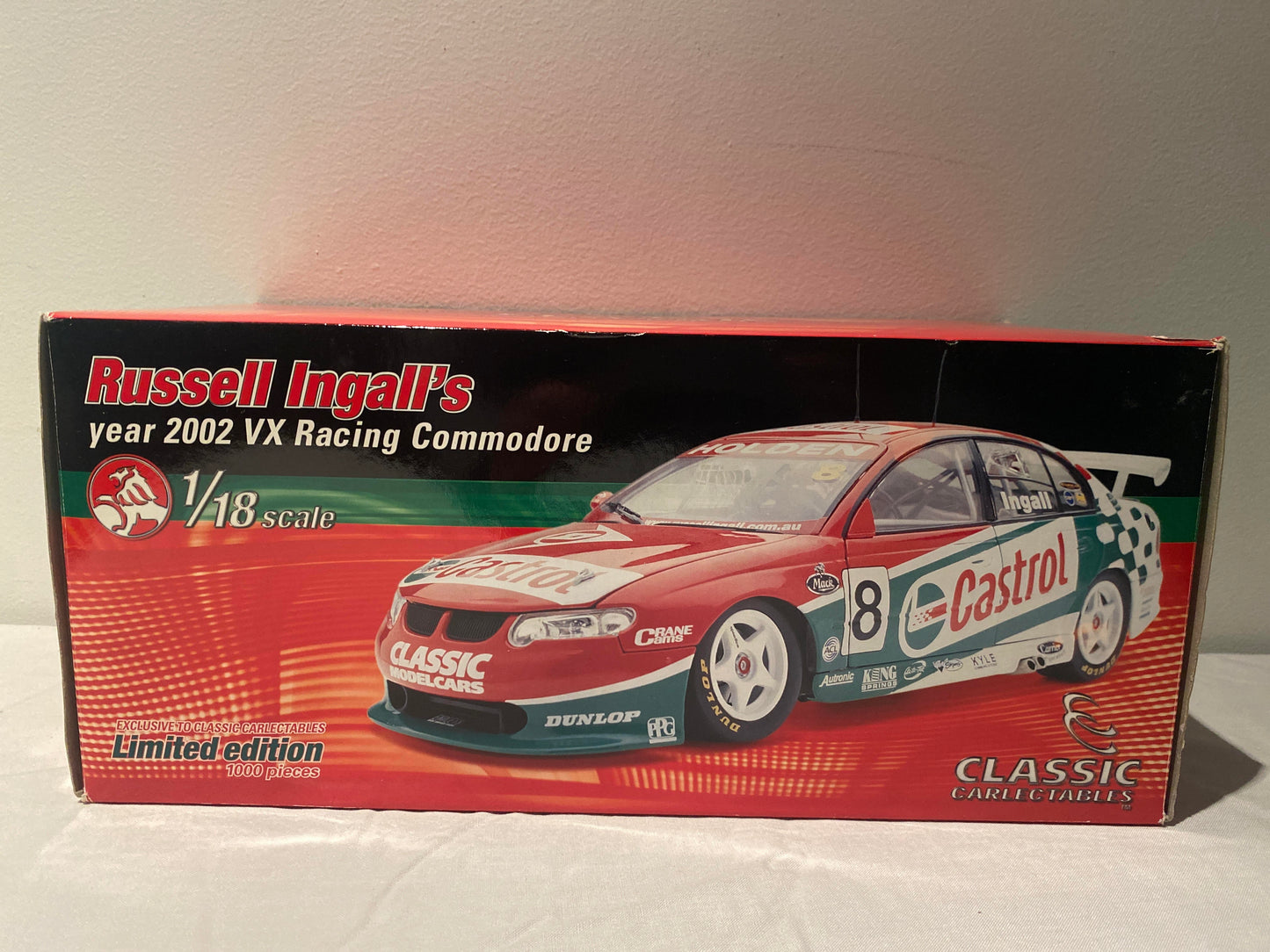 1:18  Castrol Commodore 2002 #8- Russell Ingall Carlectables