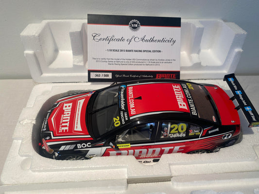 1:18 2013 Andrew Jones Holden VEII CommodoreV8 Special Edition 2013 Dunlop series Bathurst